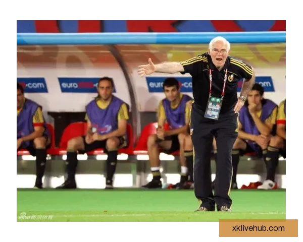 冲击世界杯未果 80岁老帅因失望过度突然病倒休养